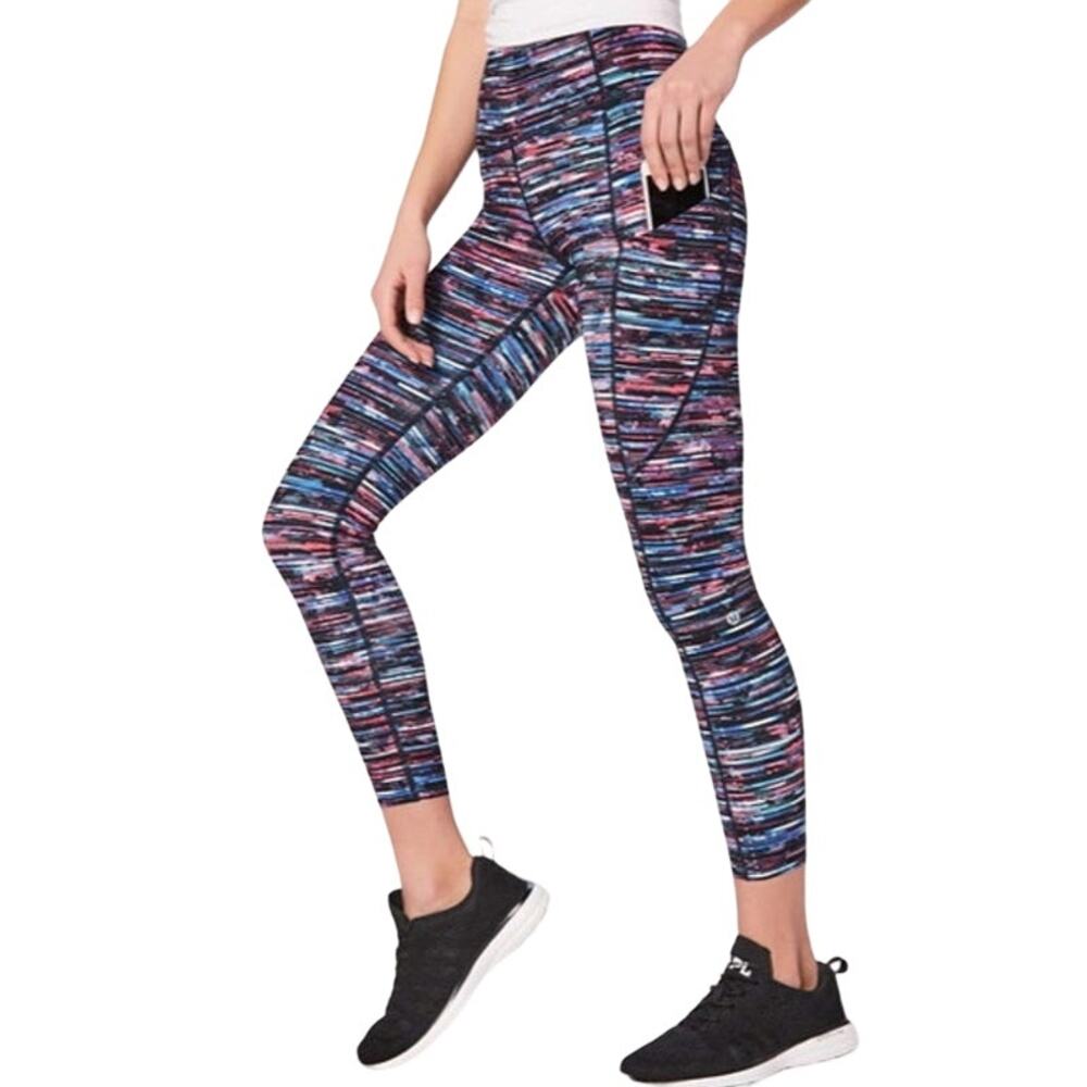 Lululemon Fast & Free 7/8 Tight II in Hinshu Alpine White Multi size 4